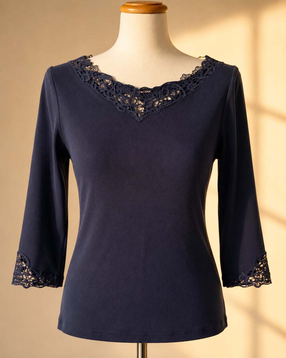 Lauren Ralph Lauren Rib Knit Lace Trim Top Navy Cotton 3/4 Sleeve Quiet Luxury M